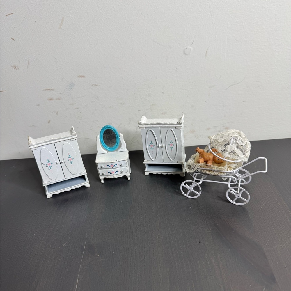 Vintage 1980’s Mattel “THE LITTLES” Victorian Doll House Furniture Lot